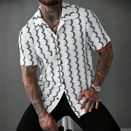 Men’s Short Sleeve Button-Up Shirt with Wave Pattern