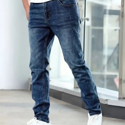 Thorne | Everyday Comfort Men's Straight-Leg Jeans