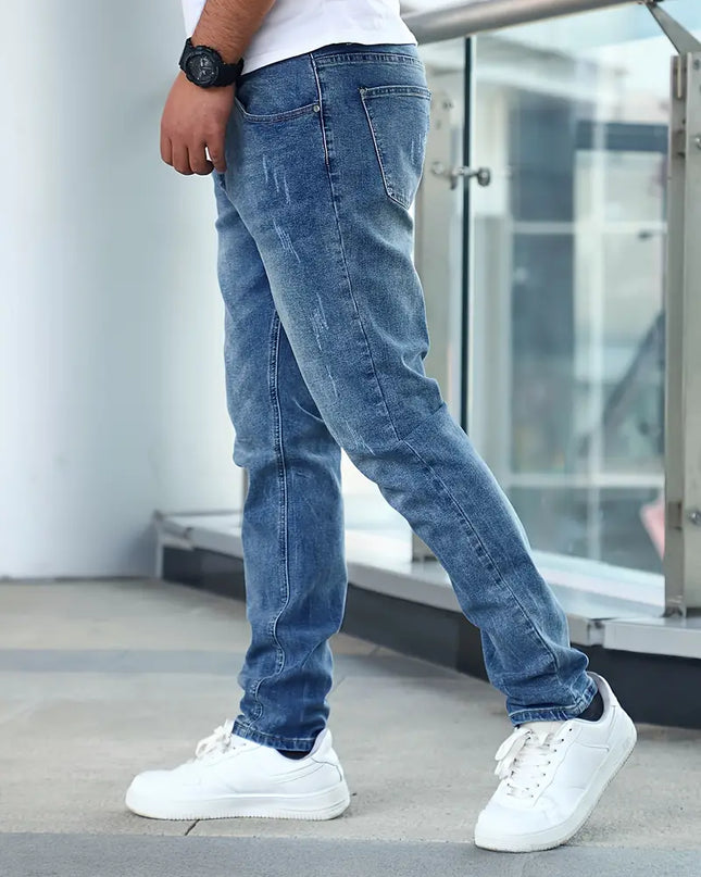 Thorne | Everyday Comfort Men's Straight-Leg Jeans