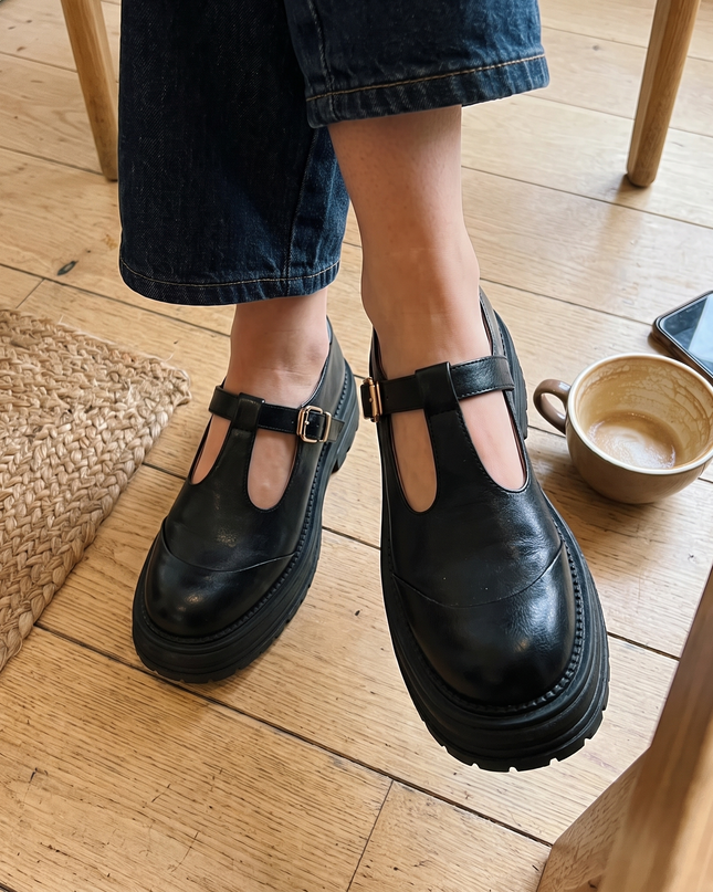 Veloura | All-Day Comfort Mary Jane Shoes for Women
