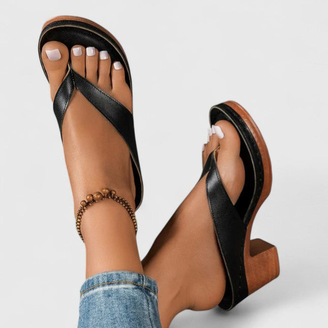 Women’s Cross Strap Block Heel Sandals