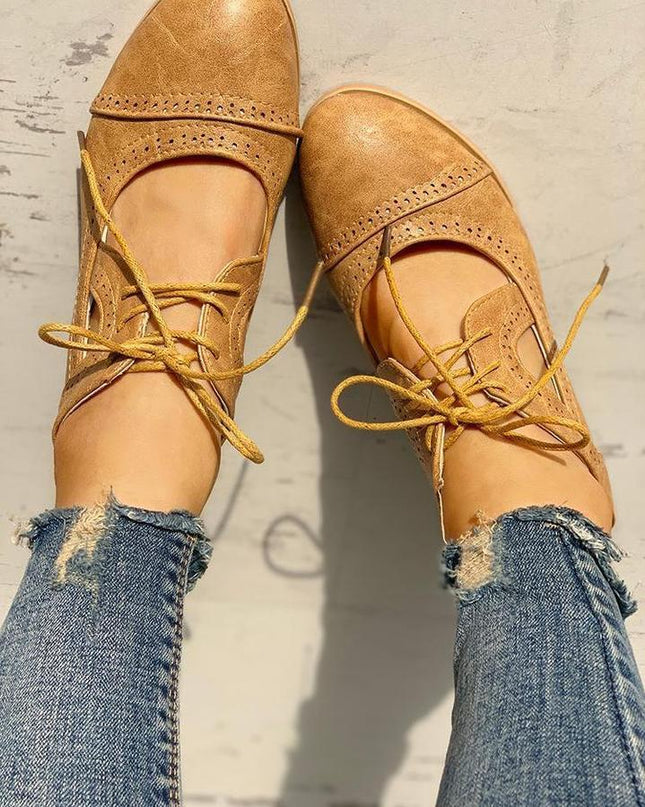 Women’s Cutout Lace-Up Block Heel Shoes