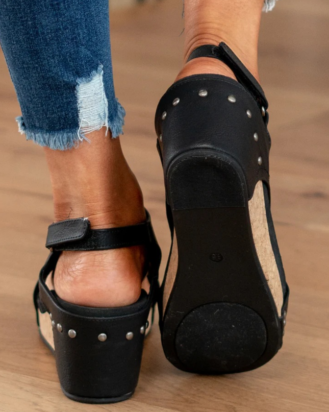 Women’s Cutout Wedge Platform Sandals