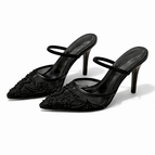Black / 3
