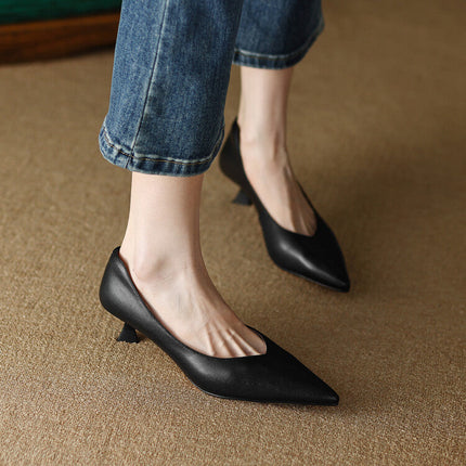 Women’s Pointed Toe Kitten Heel Pumps