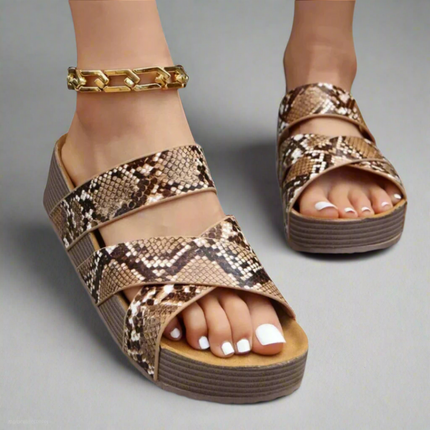 Women’s Woven Strap Platform Sandals