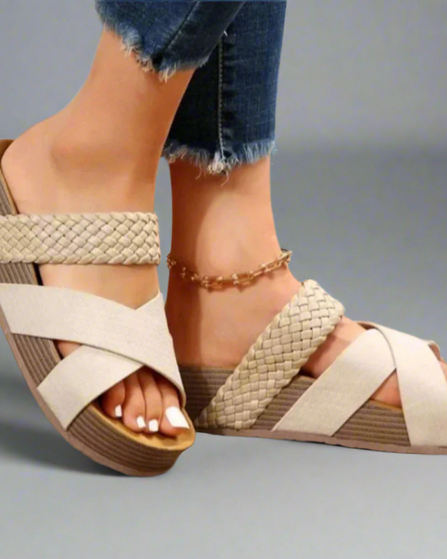 Women’s Woven Strap Platform Sandals