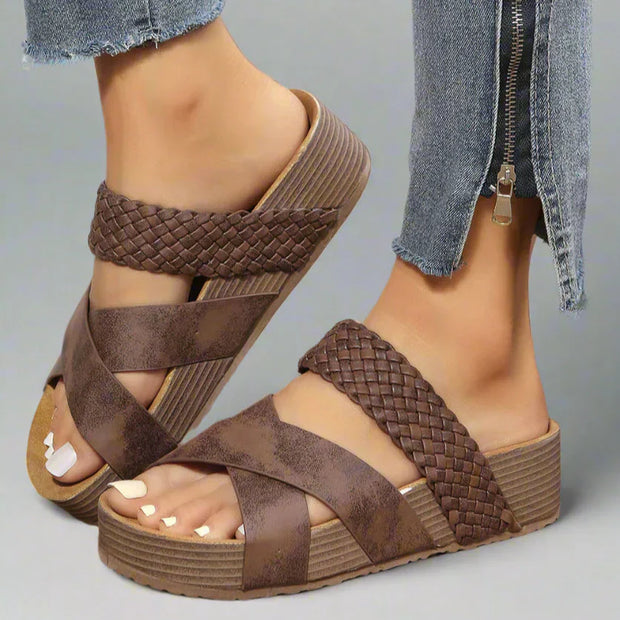 <h1>Sandals</h1>
