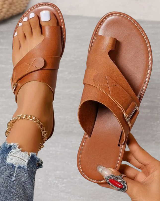 Women's Buckle Strap Slide Sandals Toe Loop Design