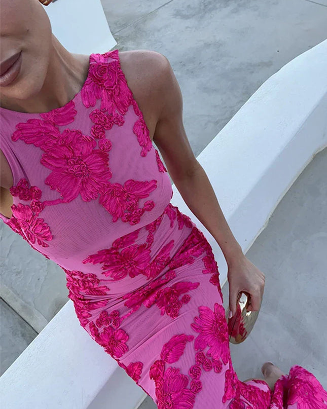 Women's Floral Maxi Wedding Guest Dress with Sleeveless Silhouette