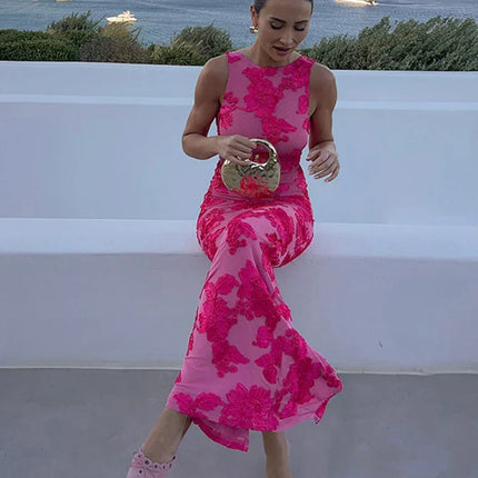 Women's Floral Maxi Wedding Guest Dress with Sleeveless Silhouette