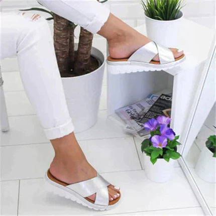 Women's Platform Slide Summer Sandals Cross Strap Design